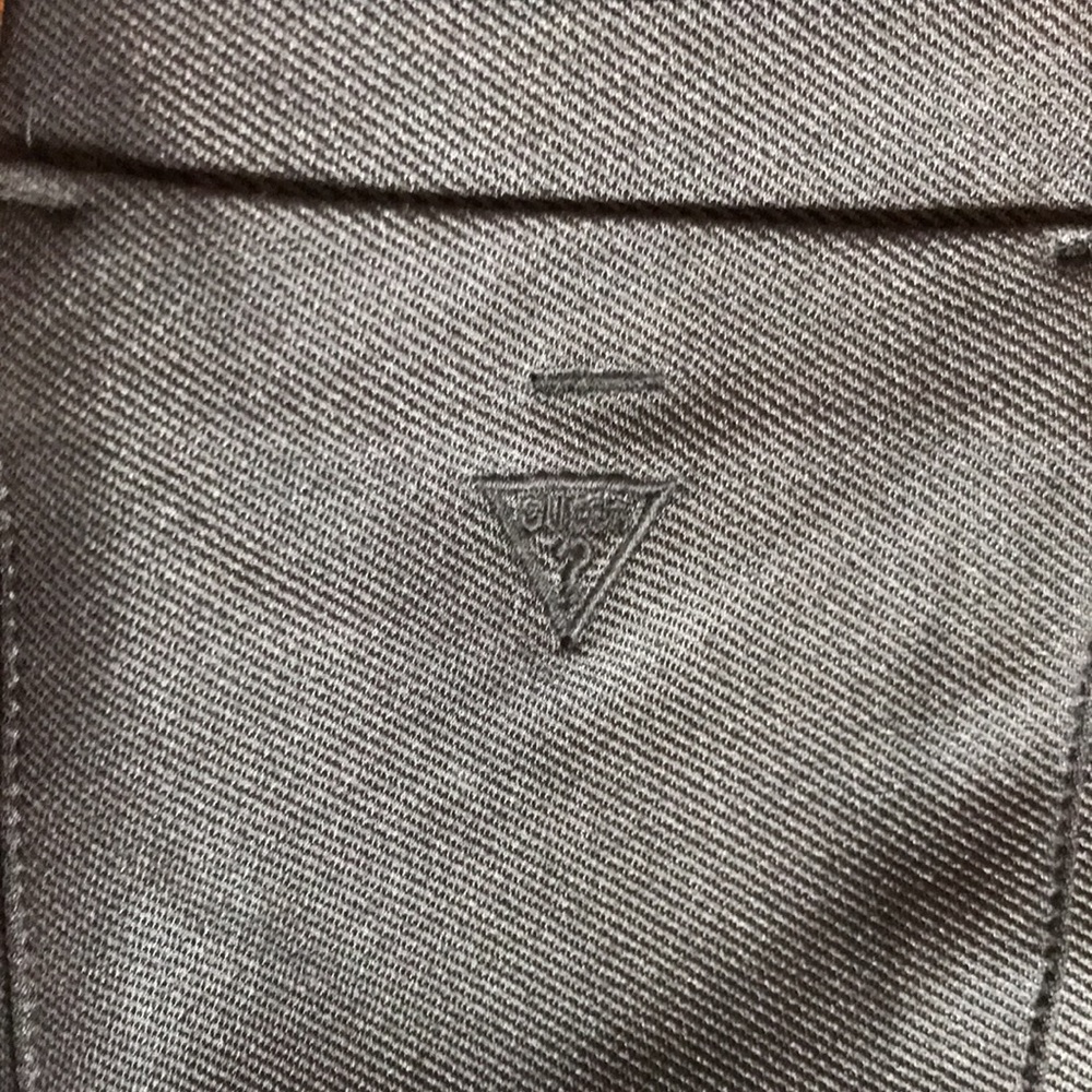Guess Stretch Pant - Picture 2 of 6